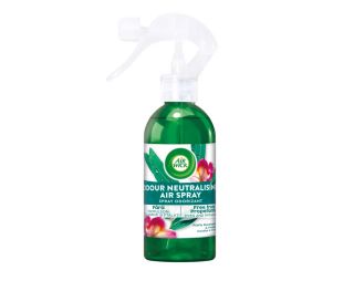 Air Wick Buzz sprej Rainy Eucalyptus & Freesia 237ml