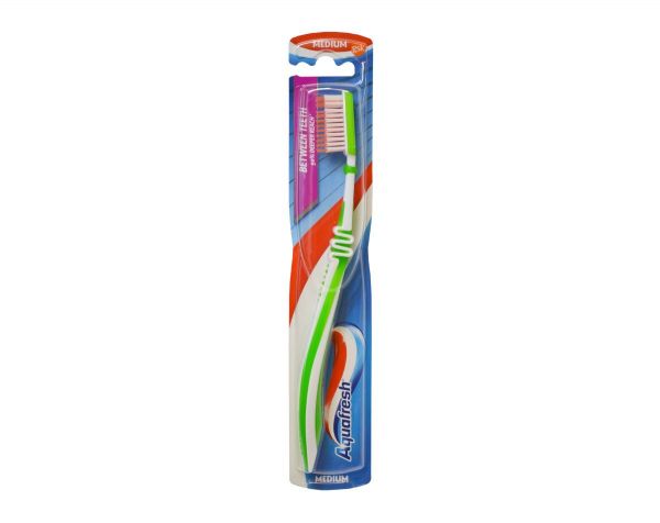 Aquafresh Between Teeth Medium zobna ščetka