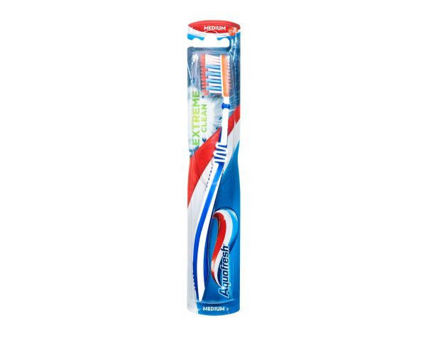 Aquafresh Extreme Clean Medium zobna ščetka